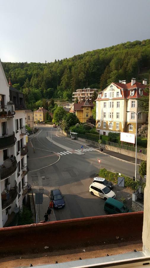 Laura'S Apartment Karlovy Vary Exterior foto